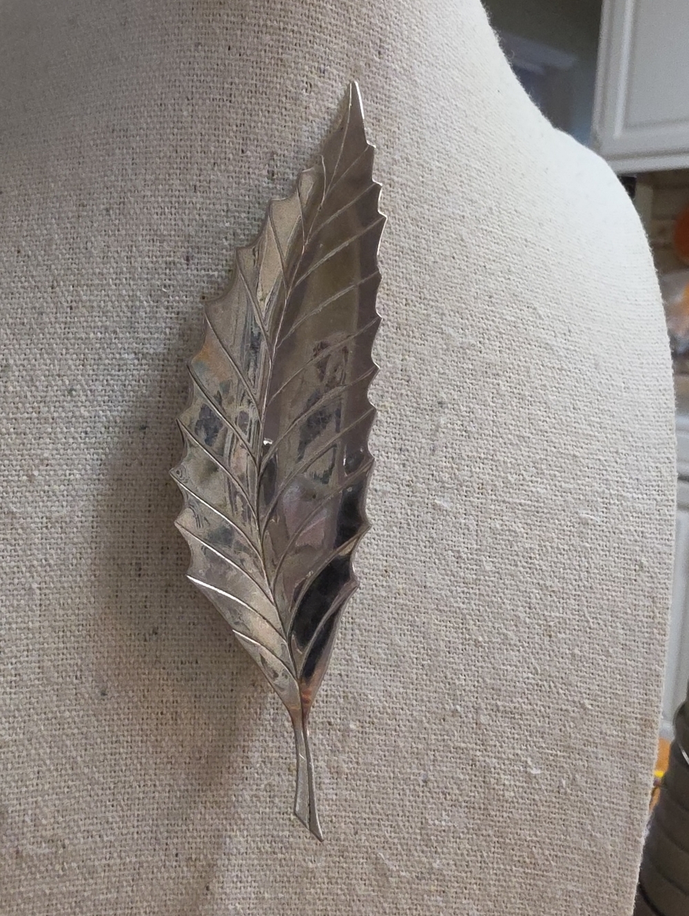 Vintage Silver Tone Carved Vein Botanical Leaf Statement Brooch